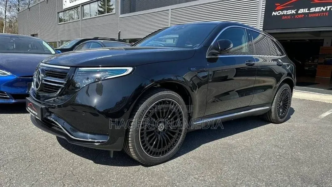 Mercedes-Benz EQC EQC400 4MATIC 2022 Black