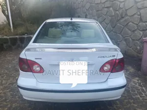 Toyota Corolla 2007 White