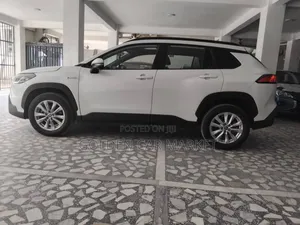 Toyota Corolla Cross 2022 White