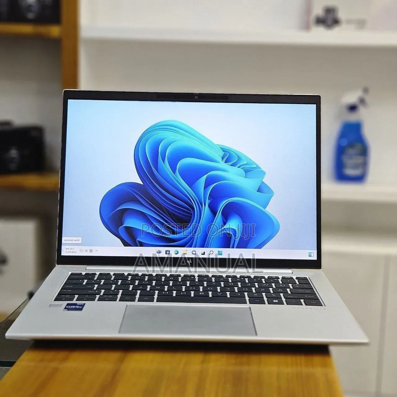 New Laptop HP EliteBook 840 G10 16GB Intel Core i7 SSD 1T