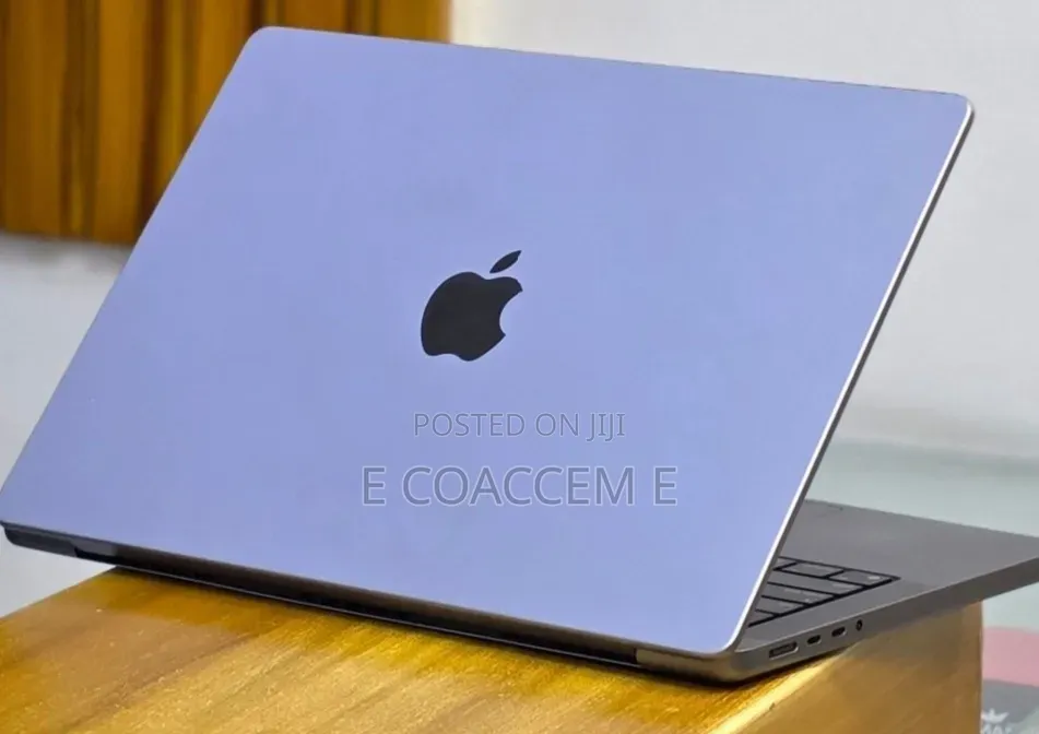 New Laptop Apple MacBook 16GB SSD 1T