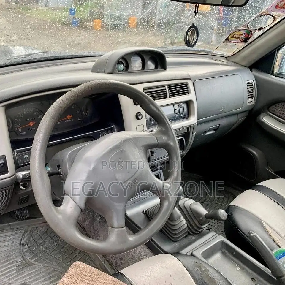 Mitsubishi L200 2005 Blue