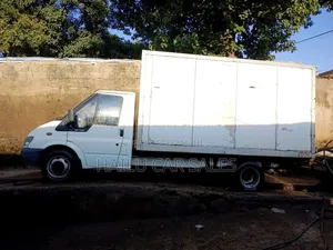 Ford E-150 XLT Wagon 2005 Silver