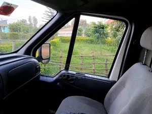 Ford E-150 XLT Wagon 2005 Silver