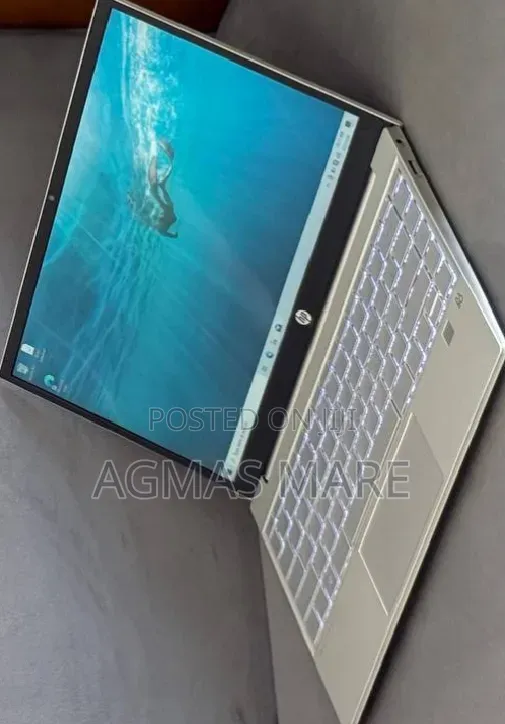 New Laptop HP Pavilion 13 16GB Intel Core i7 SSD 512GB