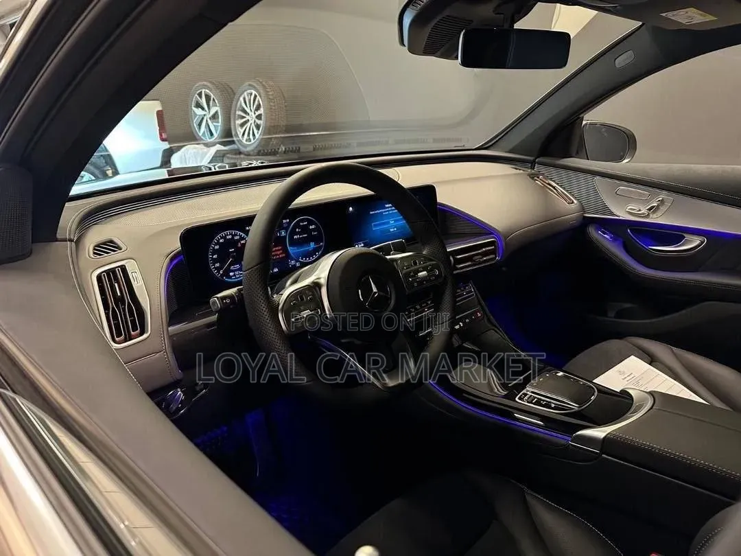 Mercedes-Benz EQC EQC400 4MATIC 2022 Black