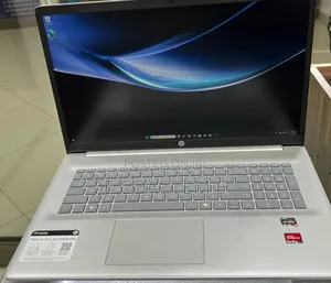 New Laptop HP 8GB AMD Ryzen 5 SSD 512GB