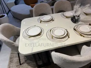 Dining Table Epoxy Made / 8 ወንድበሮች ያሉት