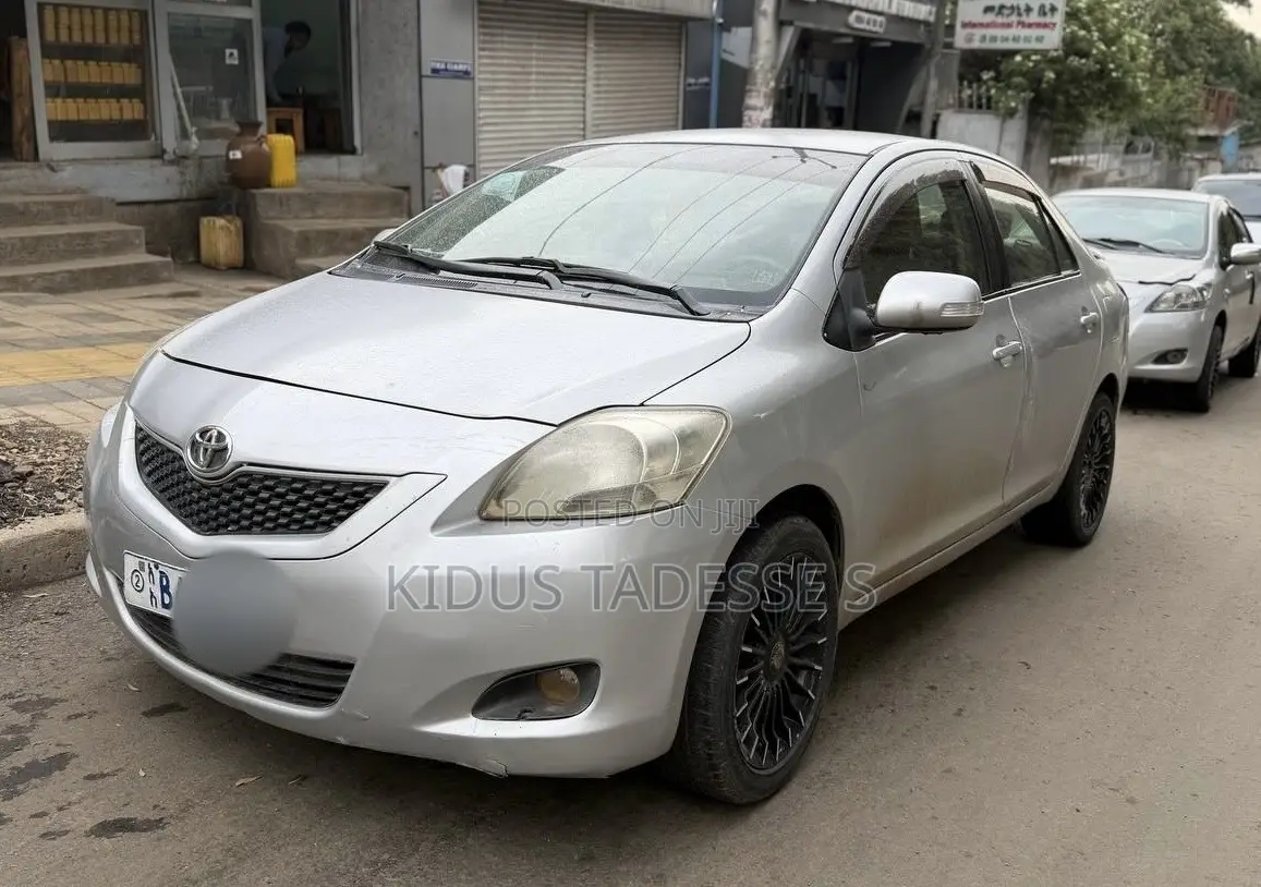 Toyota Yaris 2007 Silver