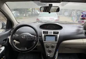 Toyota Yaris 2007 Silver
