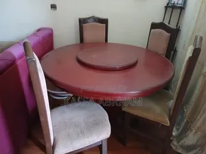 Dinning Teble