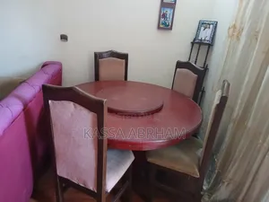 Dinning Teble