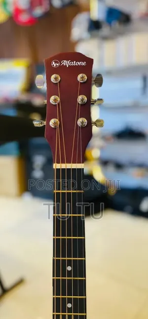 Box Guitar