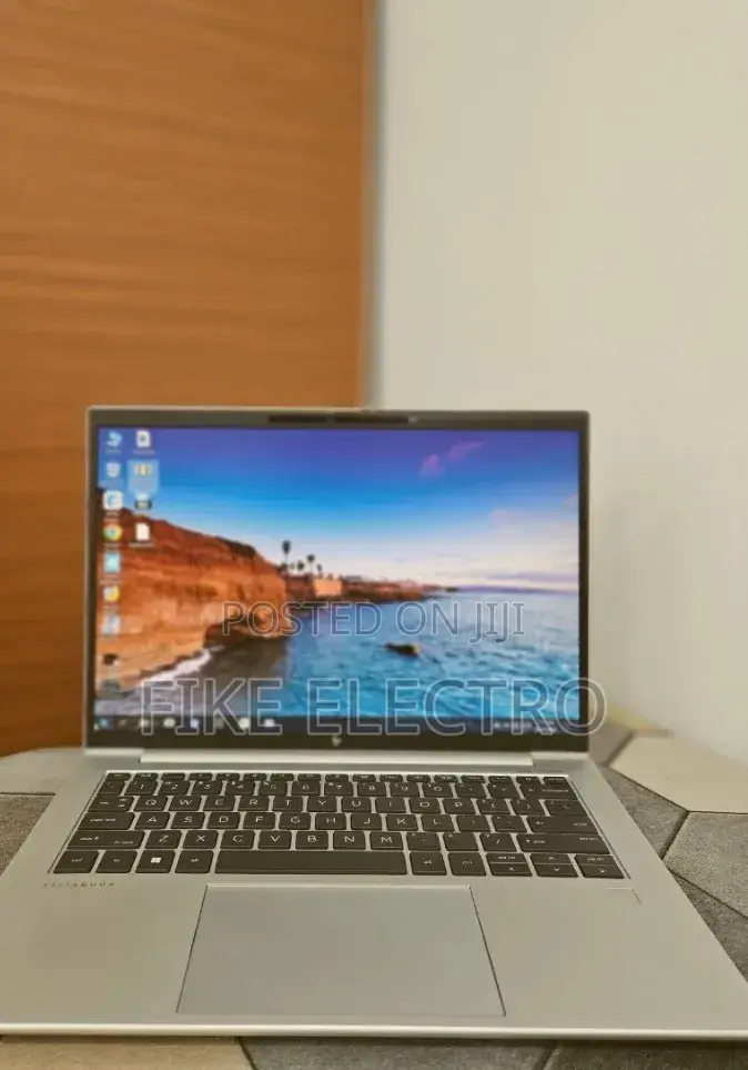 New Laptop HP EliteBook 845 G10 16GB AMD Ryzen 5 SSD 512GB
