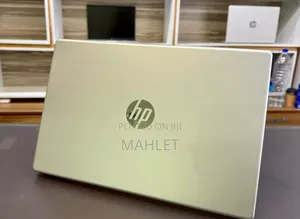 New Laptop HP Stream Notebook 8GB AMD Ryzen 5 SSD 512GB