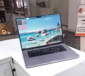 New Laptop Apple MacBook Pro 32GB Apple M1 Pro SSD 1T