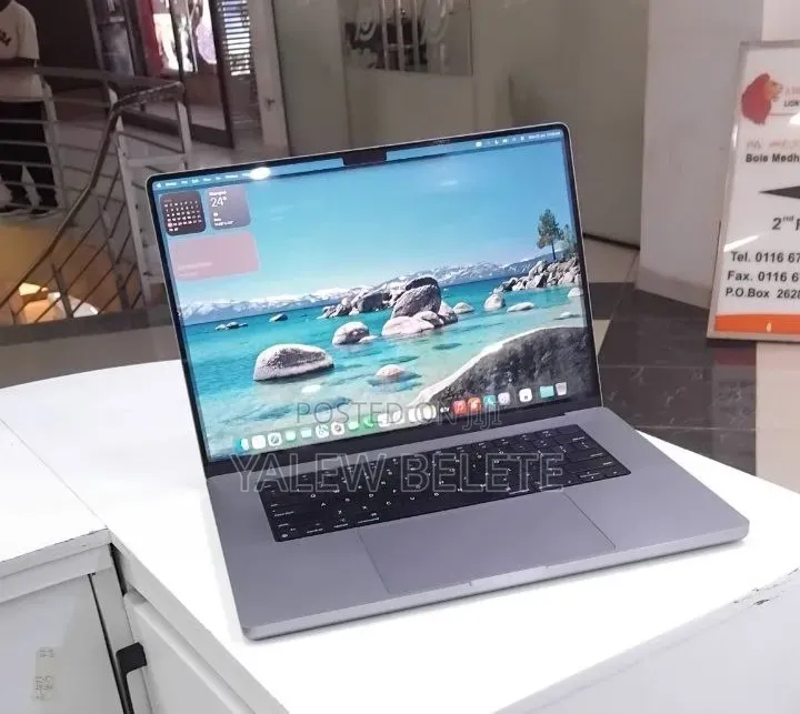 New Laptop Apple MacBook Pro 32GB Apple M1 Pro SSD 1T