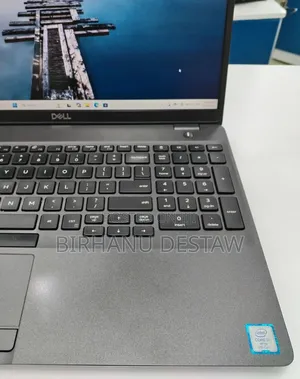 New Laptop Dell Precision 3541 16GB Intel Core i7 SSD 512GB