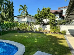Furnished 8bdrm House in Bole for sale