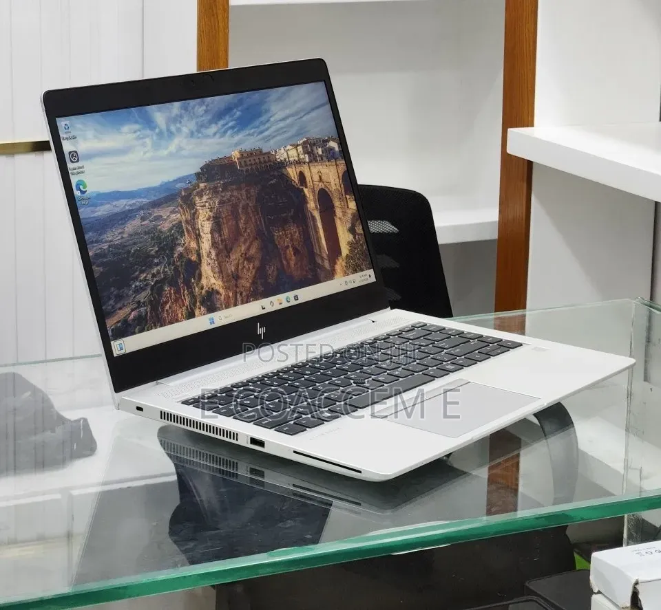 New Laptop HP 16GB Intel Core i5 SSD 512GB
