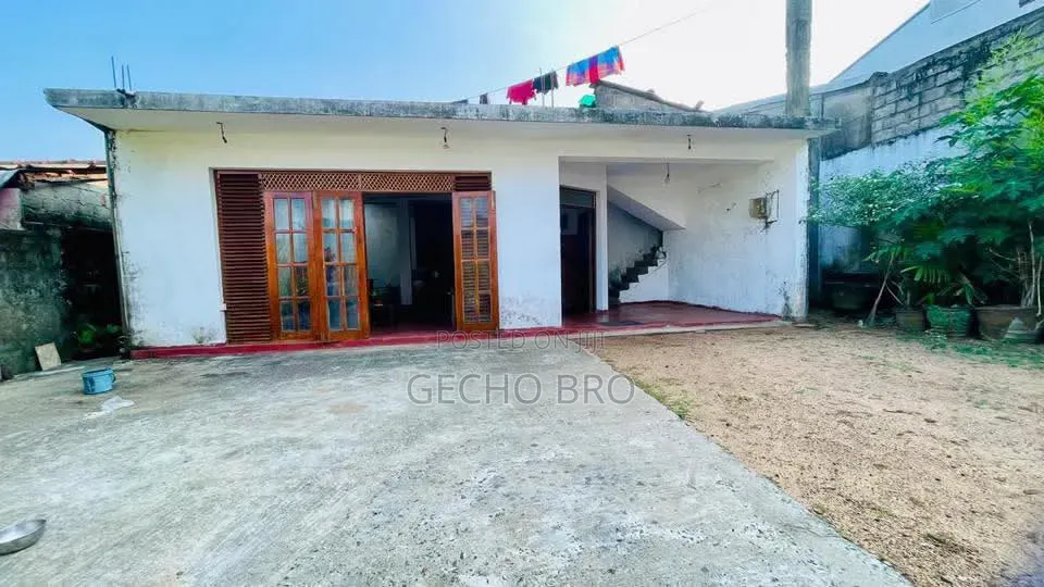 Furnished 3bdrm House in Bole for sale
