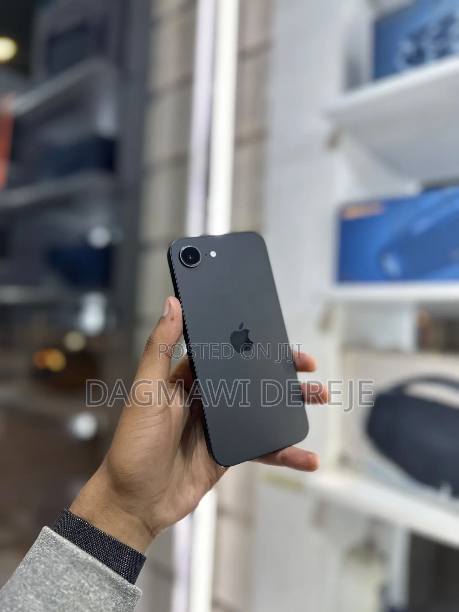 New Apple iPhone 16e 128 GB Black
