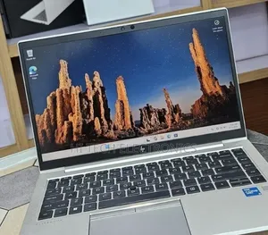 New Laptop HP EliteBook 840 G8 16GB Intel Core i5 SSD 512GB
