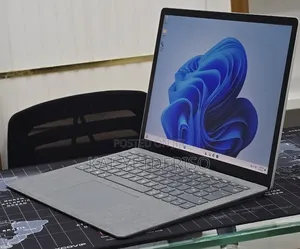 New Laptop Microsoft Surface Laptop 3 16GB Intel Core i7 SSD 512GB