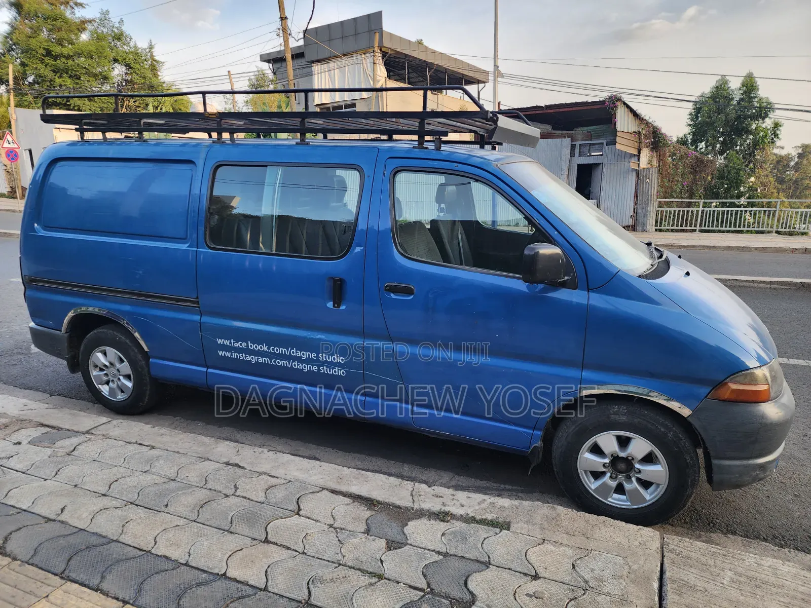 Toyota Previa 1997 Blue