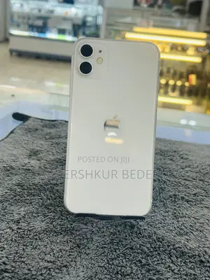 Apple iPhone 11 128 GB White