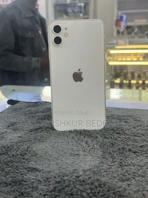 Apple iPhone 11 128 GB White