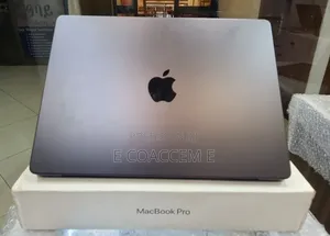 New Laptop Apple MacBook 16GB SSD 512GB