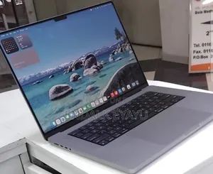 New Laptop Apple MacBook Pro 2021 M1 32GB Apple M1 Pro SSD 1T