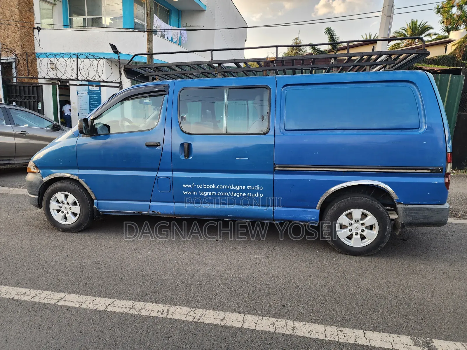Toyota Previa 1997 Blue