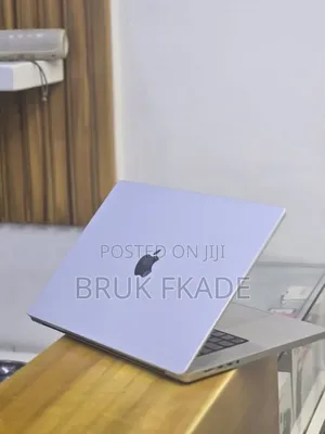 New Laptop Apple MacBook Pro 2021 M1 16GB Apple M1 Pro SSD 32GB