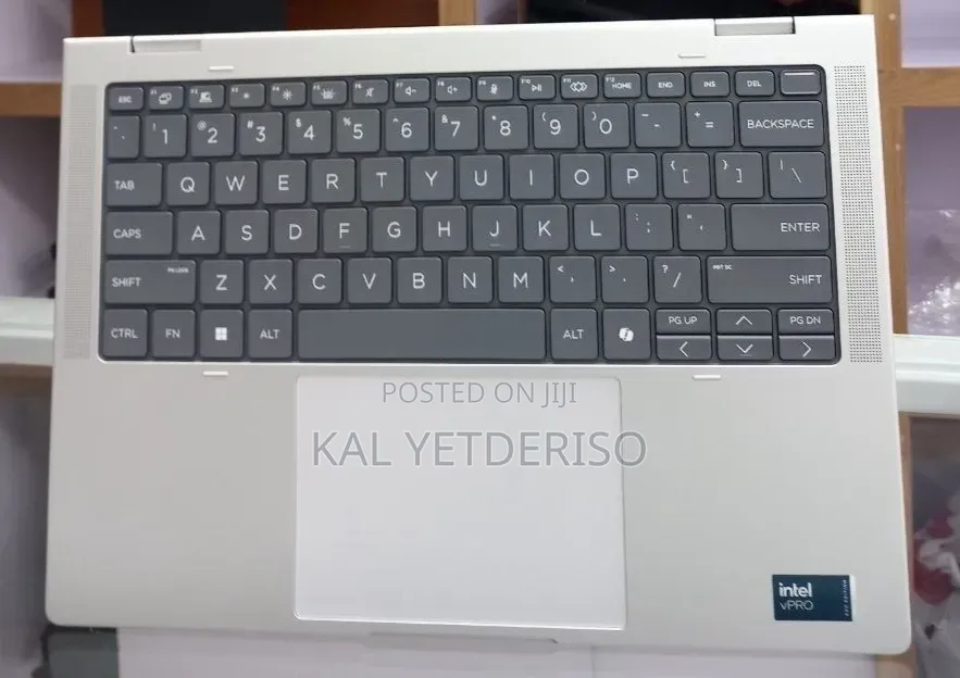 New Laptop HP 16GB Intel Core i7 SSD 1T
