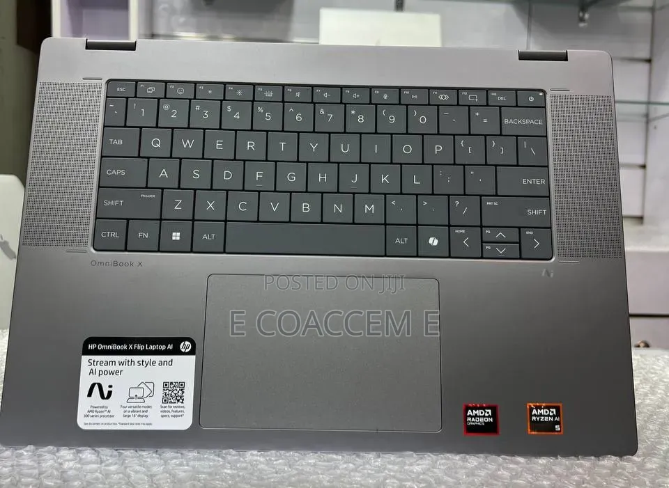 New Laptop HP OmniBook 5 16" 16GB AMD Ryzen 5 SSD 512GB
