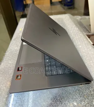New Laptop HP OmniBook 5 16" 16GB AMD Ryzen 5 SSD 512GB