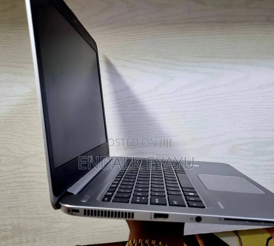 New Laptop HP EliteBook Folio 1040 G3 8GB Intel Core i5 SSD 512GB