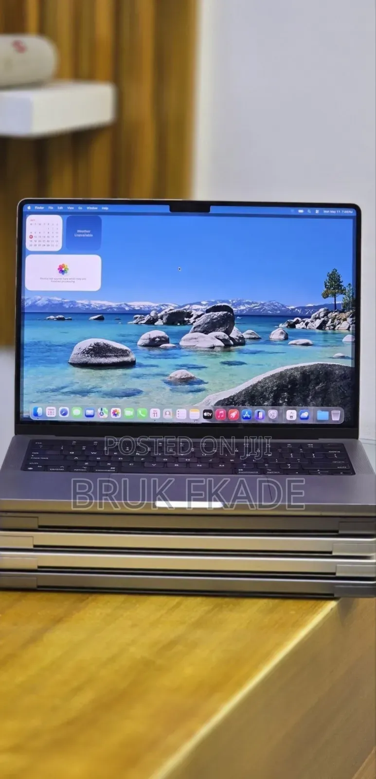 New Laptop Apple MacBook Pro 2020 M1 16GB Apple M1 Pro SSD 512GB
