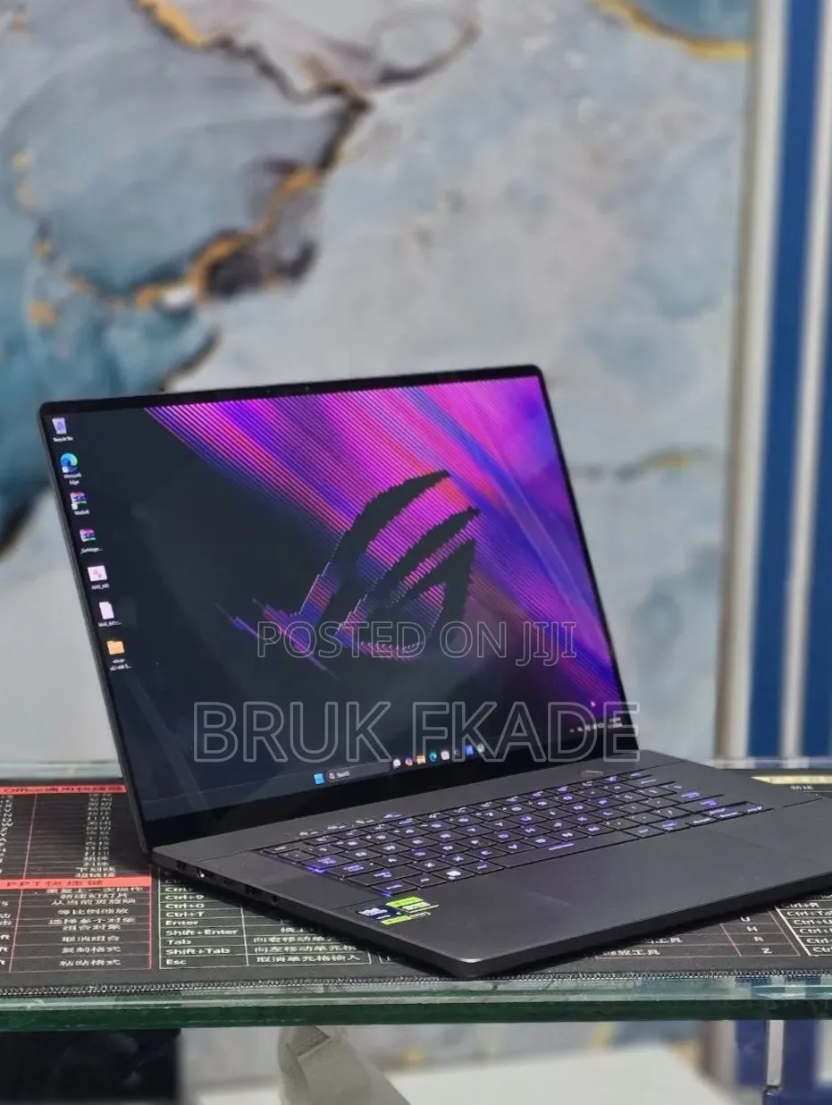 New Laptop Asus ROG Strix G16 G614 16GB Intel Core Ultra 9 SSD 1T