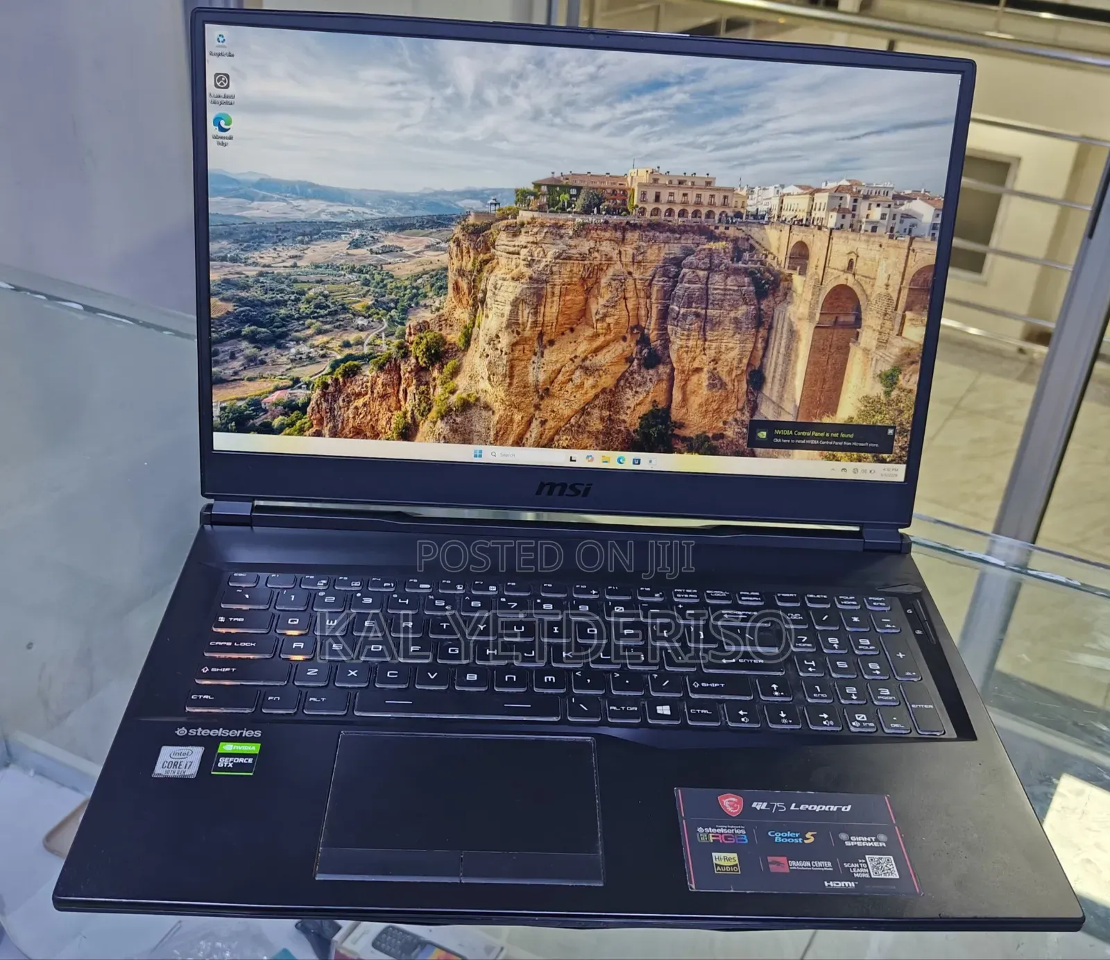New Laptop MSI 16GB Intel Core i7 SSD 512GB