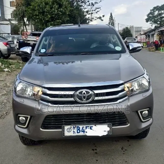 Toyota Hilux 2019 Gray