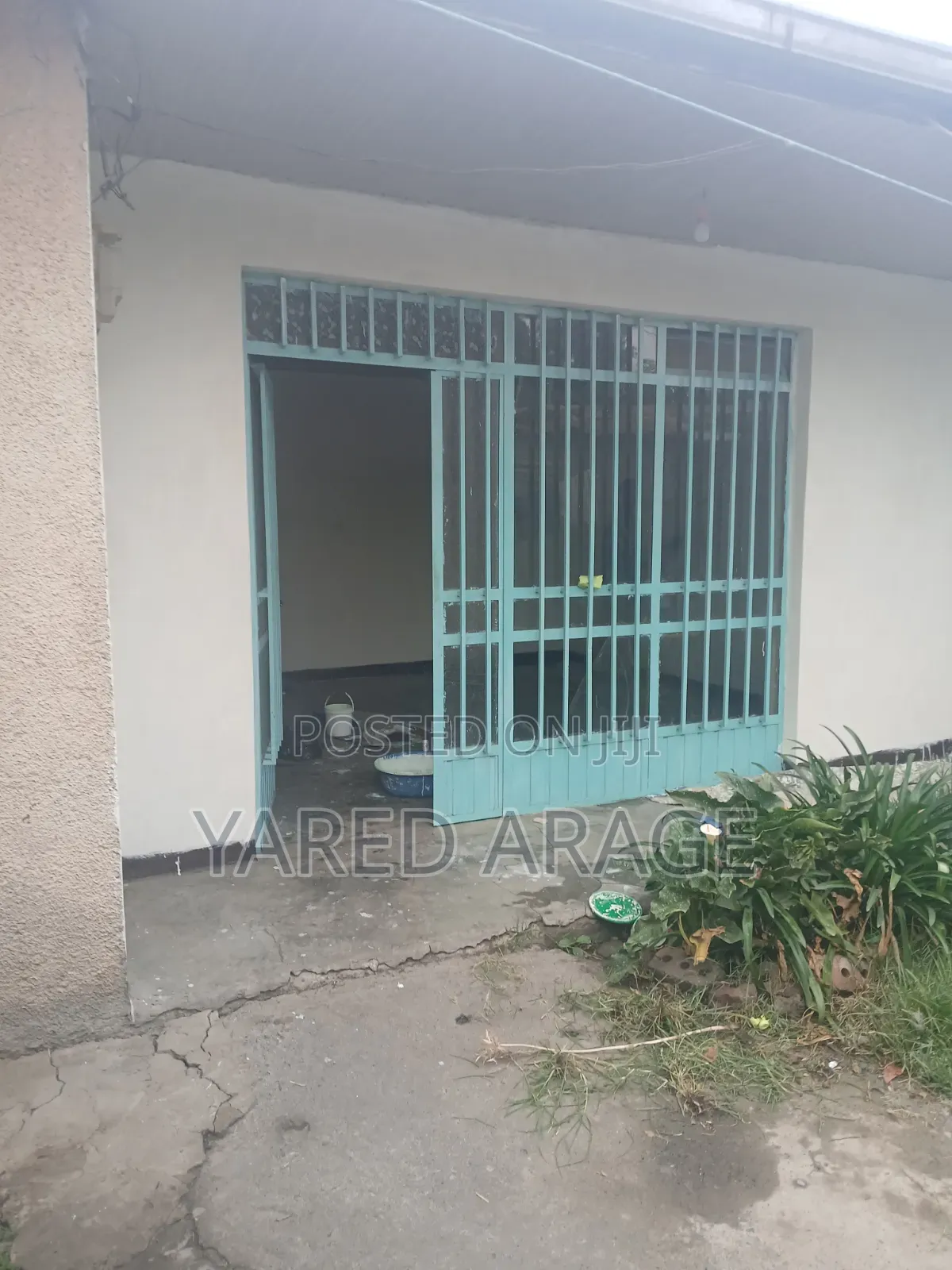 2bdrm House in Bole for rent