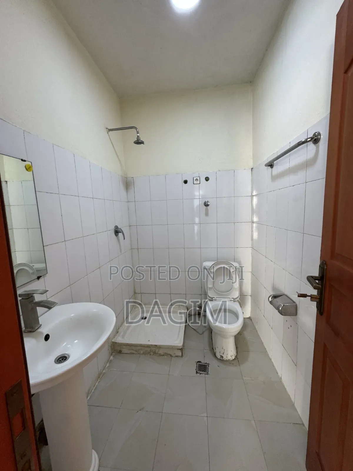 2bdrm Apartment in Yeka for sale