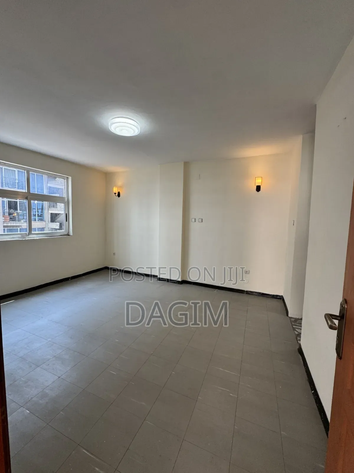 2bdrm Apartment in Yeka for sale