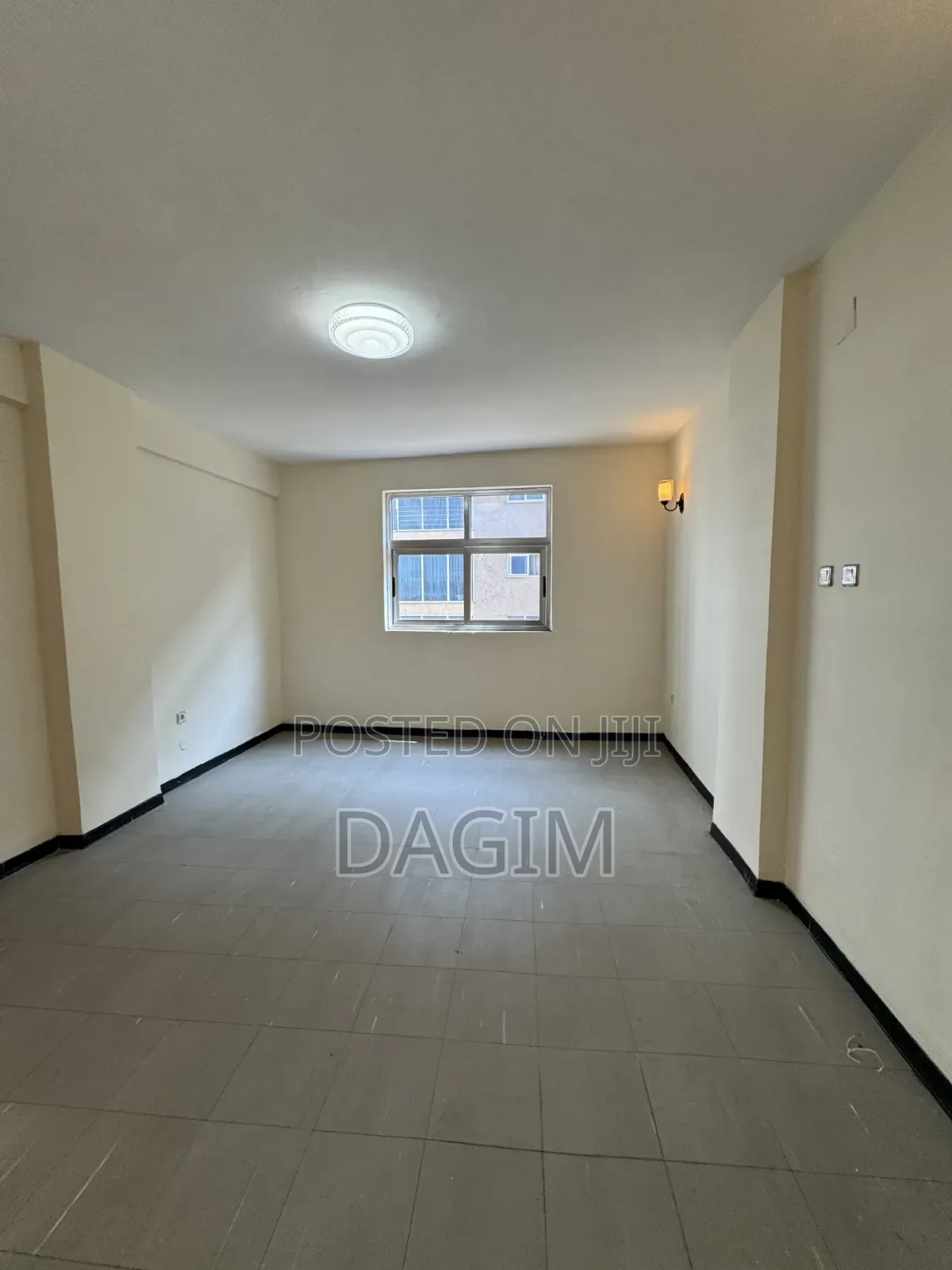 2bdrm Apartment in Yeka for sale