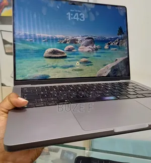 New Laptop Apple MacBook Pro 2021 M1 16GB Apple M1 Pro SSD 512GB