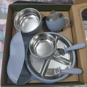 6-in-1 Premium Silicone Baby Feeding Set የልጆች ሲሊከን መመገቢያ