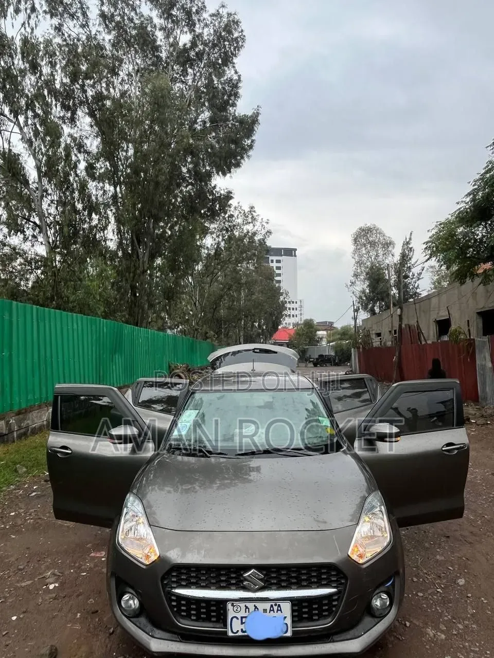 Suzuki Swift 2022 Gray